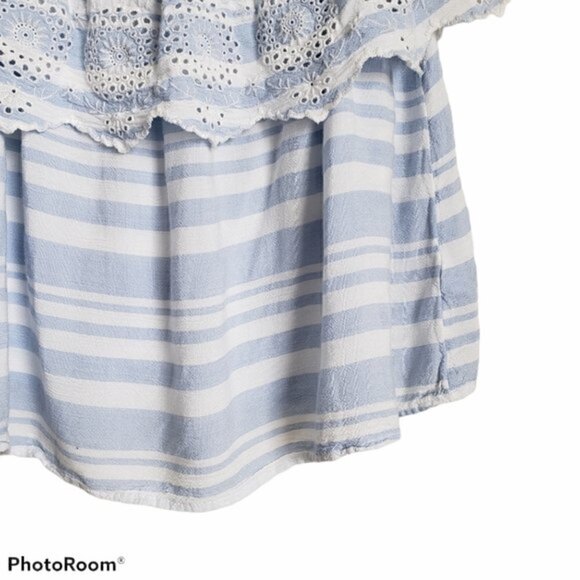 American Eagle western eyelet striped blue and white top size xs - Picture 6 of 11